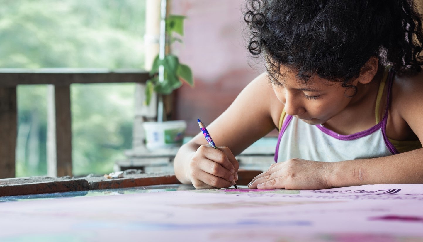 Romper con la pobreza: ¿puede un programa de primera infancia trascender generaciones?  